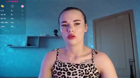 Snapshot of kseni_a chatting on 13, 7, 2026 Ksenia online show from 13, 7, 2026