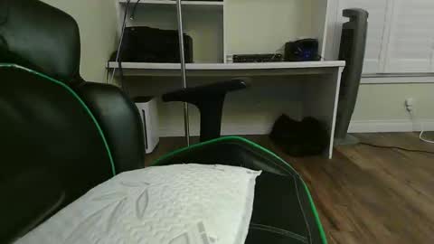 Kevin online show from 4, 11, 2025