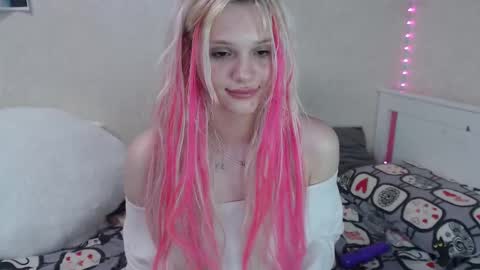 Emilia online show from 17, 2, 2025