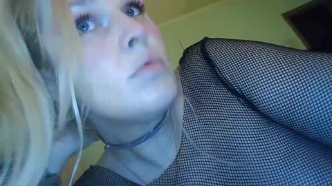 Snapshot of kudesnizza chatting on 29, 1, 2025 Annika MTF ts post -op online show from 29, 1, 2025