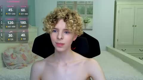 Snapshot of kudi_j chatting on 28, 10, 2025 Kudi online show from 28, 10, 2025