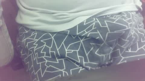 Snapshot of kunahub17 chatting on 8, 3, 2025 kunahub17 online show from 8, 3, 2025