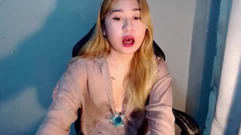 Snapshot of kuntiexxx chatting on 26, 9, 2025 kuntiex online show from 26, 9, 2025