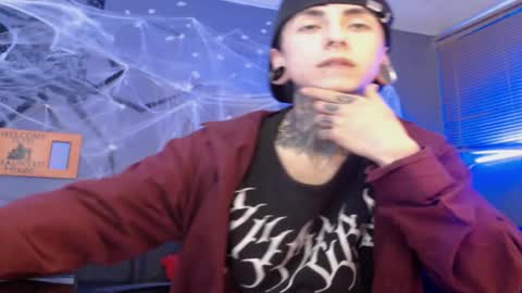 Snapshot of kuregari_xs chatting on 31, 10, 2025 kuregari_xs online show from 31, 10, 2025