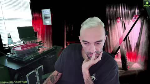 kuruptxxx online show from 9, 1, 2025