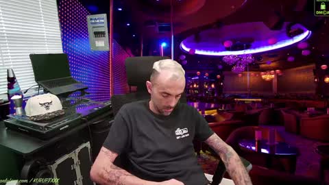 kuruptxxx online show from 15, 1, 2025