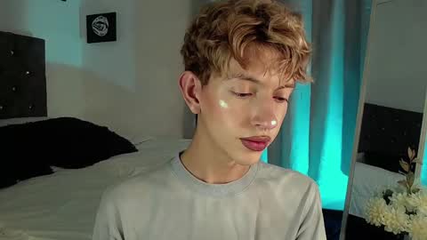 Kyle Cooper online show from 28, 12, 2024