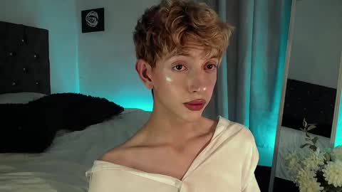 Kyle Cooper online show from 29, 12, 2024