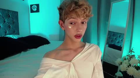 Kyle Cooper online show from 31, 12, 2024