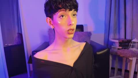 Kyle Cooper online show from 4, 3, 2025