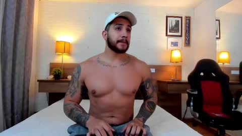 Snapshot of kylenorth_ chatting on 9, 10, 2025 kylenorth_ online show from 9, 10, 2025