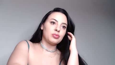 Snapshot of kylie_brown9 chatting on 4, 4, 2026 alley online show from 4, 4, 2026