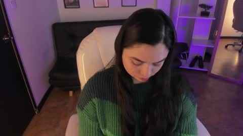 Snapshot of kylie_fire chatting on 30, 12, 2024 kylie online show from 30, 12, 2024