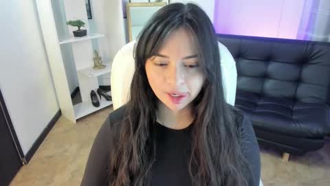 Snapshot of kylie_fire chatting on 6, 3, 2025 kylie online show from 6, 3, 2025