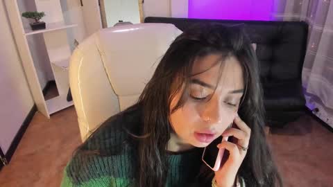 Snapshot of kylie_fire chatting on 11, 3, 2025 kylie online show from 11, 3, 2025