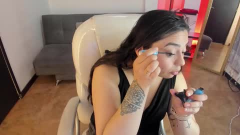 Snapshot of kylie_fire chatting on 3, 12, 2025 kylie online show from 3, 12, 2025