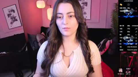 Snapshot of kylie_mellow chatting on 14, 10, 2025 Kylie online show from 14, 10, 2025