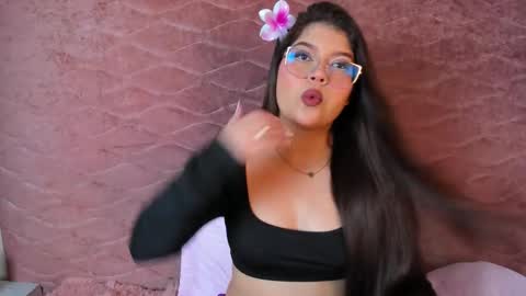 Snapshot of kylie_thompsonn chatting on 23, 2, 2026 kylie_thompsonn online show from 23, 2, 2026