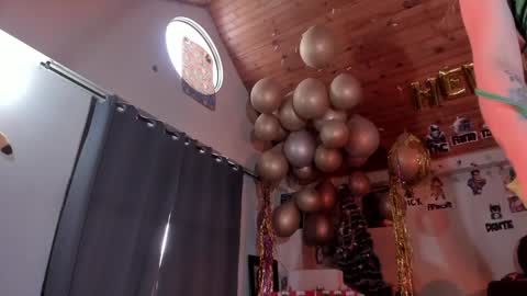   online show from 14, 12, 2024