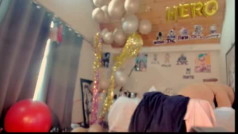   online show from 12, 2, 2025