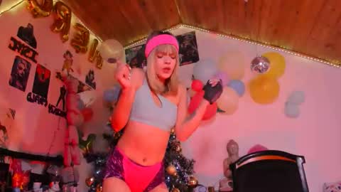   online show from 29, 11, 2025