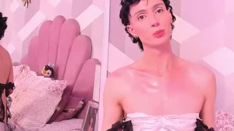 Snapshot of kyliemonnet chatting on 17, 6, 2026 Kylie jl online show from 17, 6, 2026