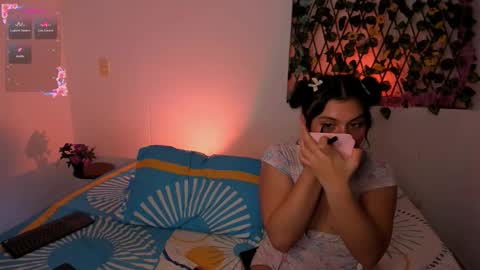 Snapshot of kylietimothee chatting on 3, 10, 2025 kylietimothee online show from 3, 10, 2025