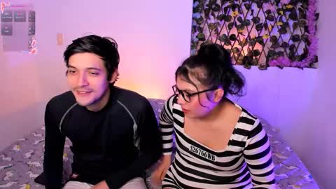 Snapshot of kylietimothee chatting on 1, 12, 2025 kylietimothee online show from 1, 12, 2025