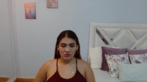 Snapshot of kyliiebaker chatting on 18, 6, 2026 Kylie online show from 18, 6, 2026