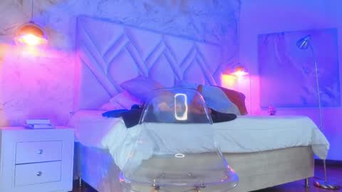 Kyle online show from 7, 4, 2026