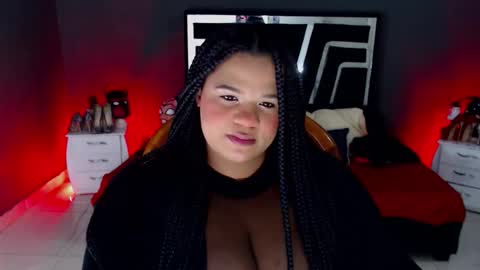 Snapshot of kym__x chatting on 10, 11, 2025 kym online show from 10, 11, 2025