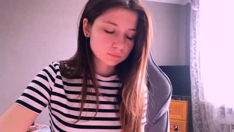 Snapshot of kymberlychimes chatting on 24, 4, 2026 Kary online show from 24, 4, 2026
