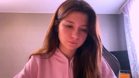 Snapshot of kymberlychimes chatting on 26, 4, 2026 Kary online show from 26, 4, 2026