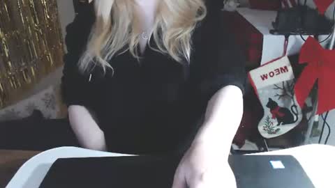 Snapshot of kymchi chatting on 7, 1, 2026 Check Out My NSFW OnlyFans Link On Bio online show from 7, 1, 2026