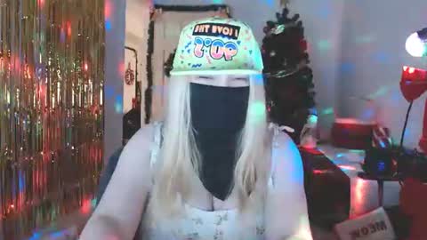 Snapshot of kymchi chatting on 8, 1, 2026 Check Out My NSFW OnlyFans Link On Bio online show from 8, 1, 2026