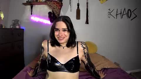 Kyra Chaos online show from 9, 6, 2026