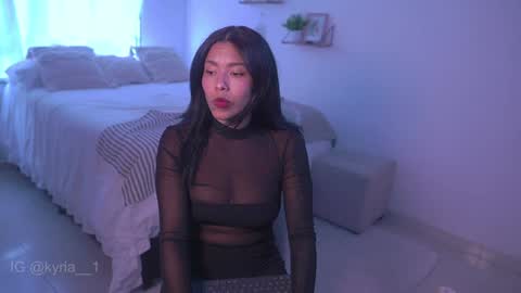 Snapshot of kyria__1 chatting on 7, 2, 2025 schedule 300 pm - 1100pm colombia time online show from 7, 2, 2025