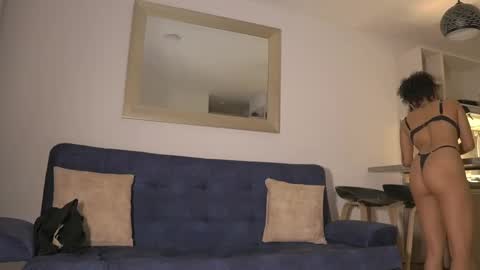 Snapshot of kyria__1 chatting on 27, 2, 2025 schedule 300 pm - 1100pm colombia time online show from 27, 2, 2025