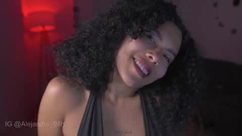 Snapshot of kyria__1 chatting on 17, 10, 2025 schedule 300 pm - 1100pm colombia time online show from 17, 10, 2025