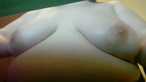 Snapshot of kyrradavis chatting on 22, 10, 2025 kyrradavis online show from 22, 10, 2025