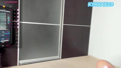 Kyrra X Zio online show from 28, 2, 2025