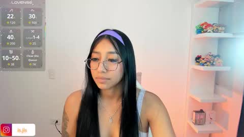 IG  online show from 4, 11, 2025