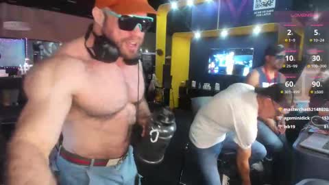 Snapshot of l0v35_2_5p00g3 chatting on 9, 11, 2025 l0v35_2_5p00g3 online show from 9, 11, 2025