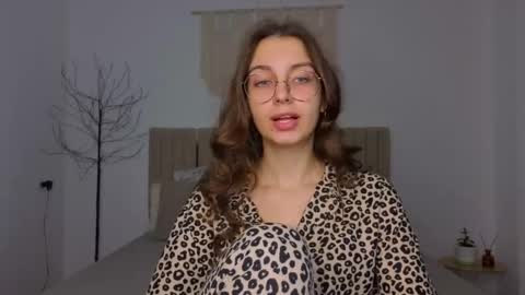 Margo  online show from 1, 12, 2025