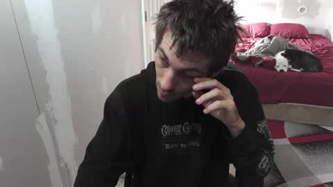 Snapshot of l1v1nth3dr3am chatting on 20, 10, 2025 l1v1nth3dr3am online show from 20, 10, 2025