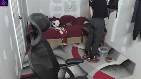 Snapshot of l1v1nth3dr3am chatting on 2, 11, 2025 l1v1nth3dr3am online show from 2, 11, 2025