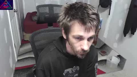 Snapshot of l1v1nth3dr3am chatting on 7, 11, 2025 l1v1nth3dr3am online show from 7, 11, 2025