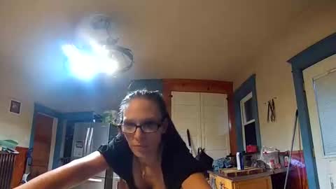 Snapshot of lacedinleather chatting on 8, 11, 2025 LacedInLeather online show from 8, 11, 2025