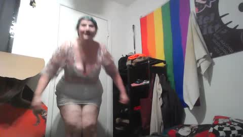 laceysweets27 online show from 22, 6, 2026