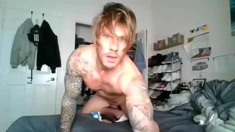 lacrioxcum18 online show from 15, 12, 2024